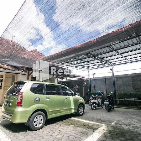 Kedyla Homestay Syariah Patangpuluhan Malioboro Area Yogyakarta Redpartner Ngabean 외부 사진
